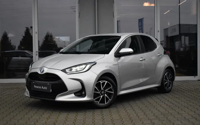 toyota Toyota Yaris cena 85900 przebieg: 89575, rok produkcji 2020 z Mszczonów